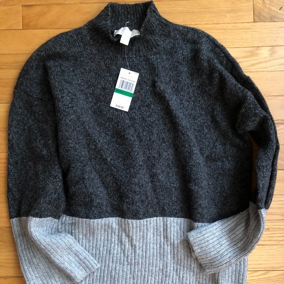 Brand New Michael Kors Women's Gray Colourblock Sweater - Picture 2 of 10